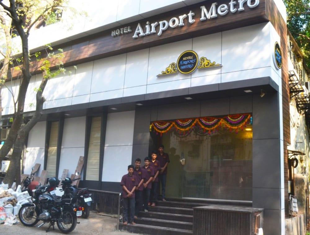 Airport Metro Hotel Мумбаи Экстерьер фото
