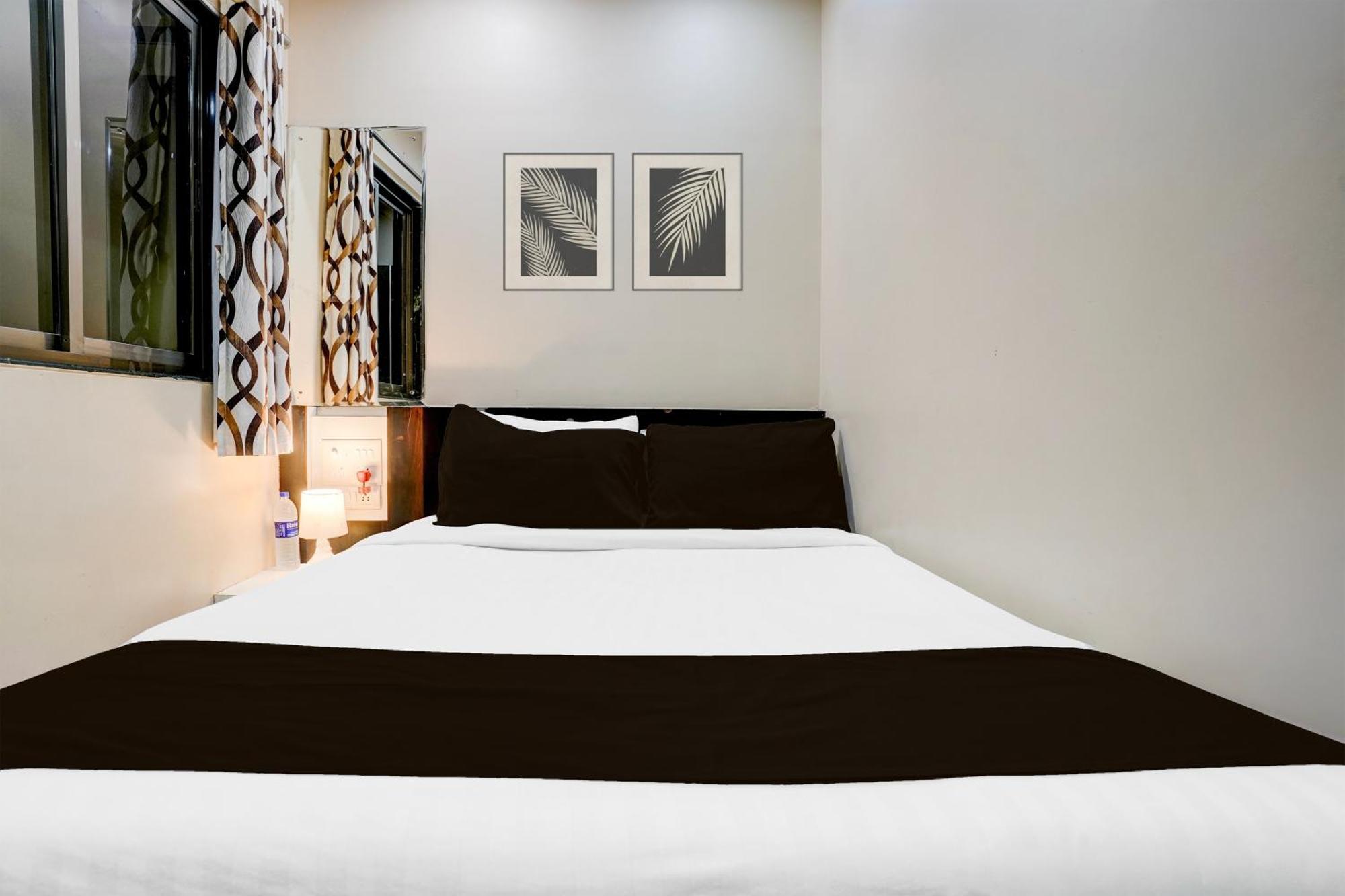 Airport Metro Hotel Мумбаи Экстерьер фото